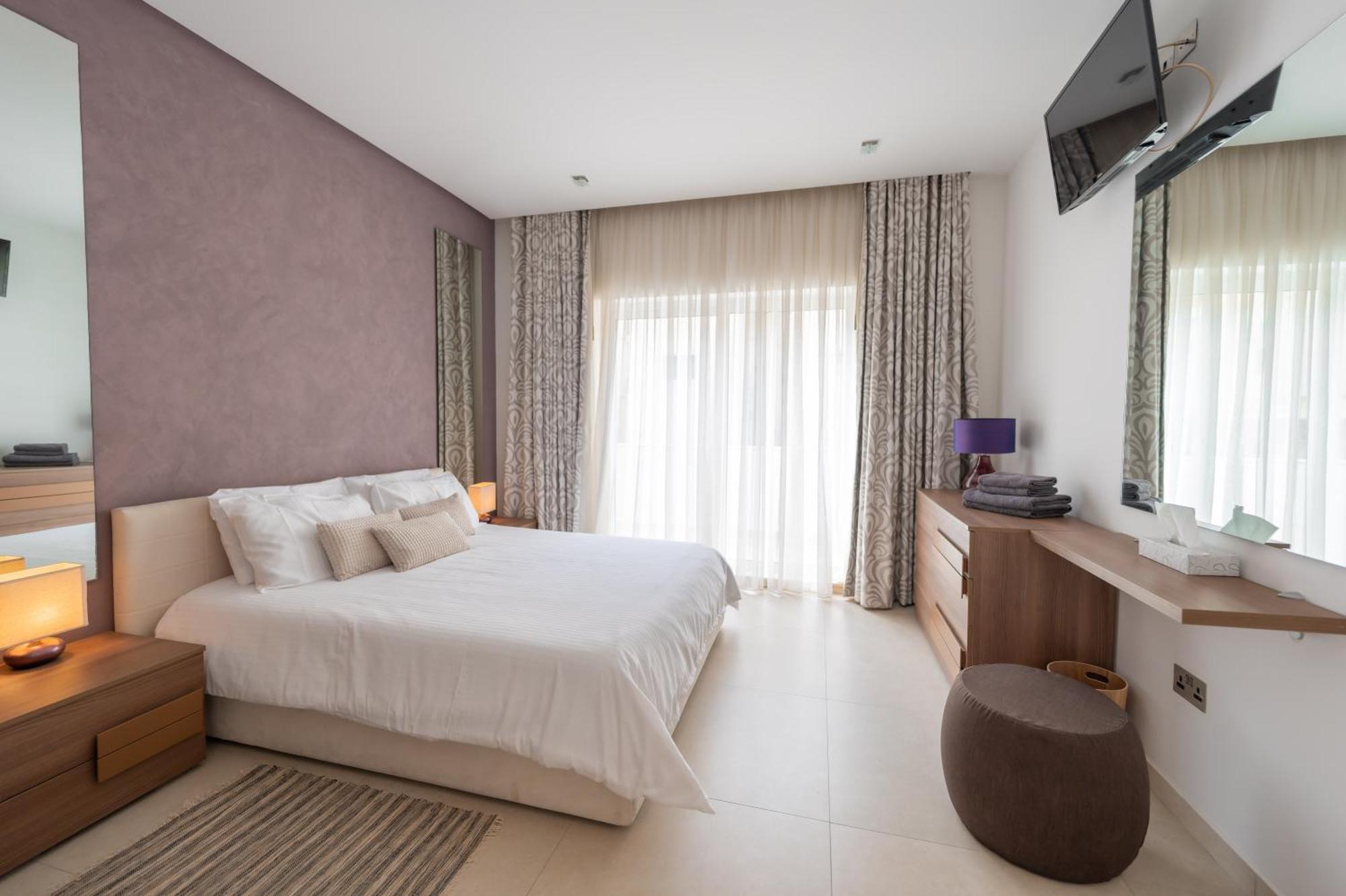 Appartement Stunning Seafront Flat In